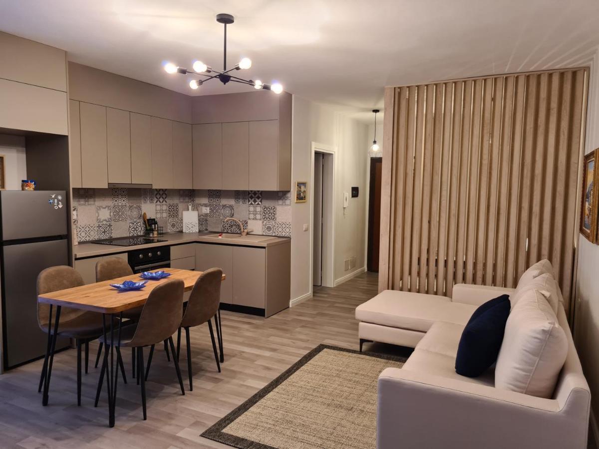 Old Beach Apartment Vlora 外观 照片